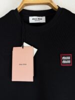 MİU MİU VİP SIFIR YAKA T-SHİRT - Görsel 2